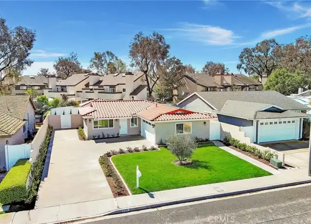 Property at 921 Helena Cir, Costa Mesa, CA, 92626, 3 beds, 2 baths, [object Object]