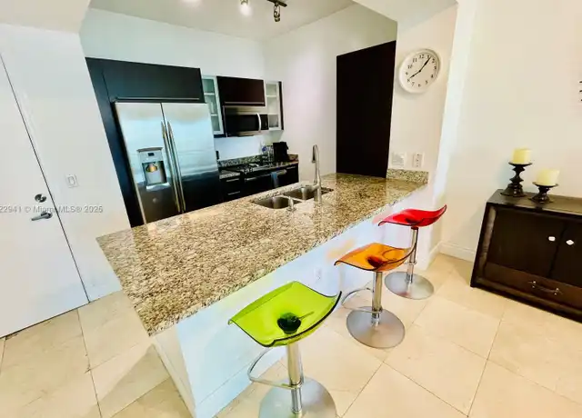 Property at 950 Brickell Bay Dr #3703, Miami, FL, 33131, 1 bed, 1 bath, [object Object]