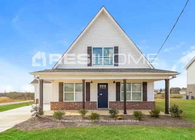 Property at 552 9th Ave, Pleasant Grove, AL, 35127, 3 beds, 2.5 baths, [object Object]