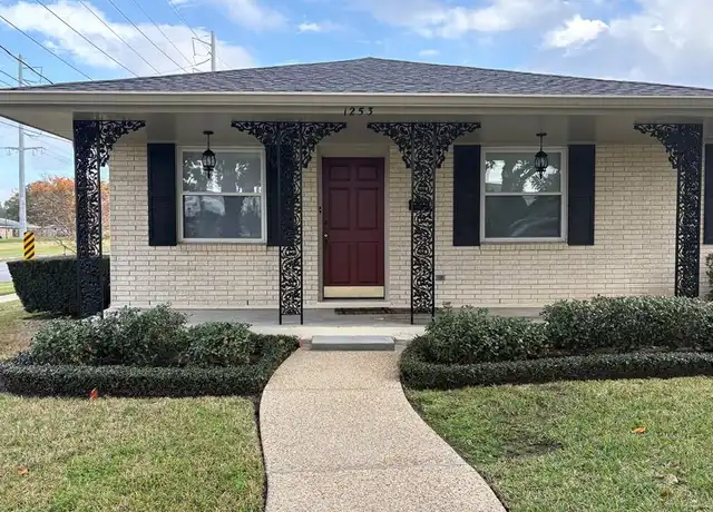 Property at 1253 Bonnabel Blvd, Metairie, LA, 70005, 3 beds, 2.5 baths, [object Object]