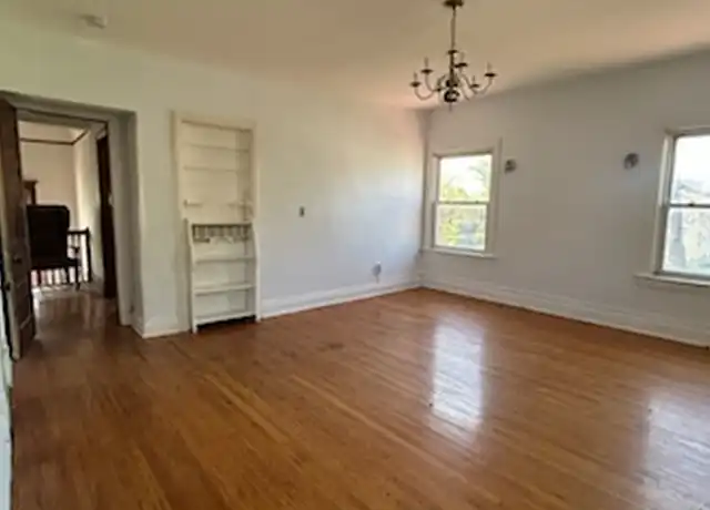 Property at 51 W 21st St Unit 2, Chicago Heights, IL, 60411, 3 beds, 1 bath, [object Object]