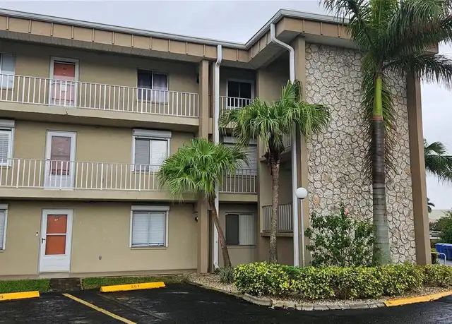 Property at 2244 Winkler Ave #108, Fort Myers, FL, 33901, 2 beds, 2 baths, [object Object]