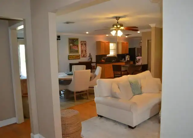 Property at 4104 Haring Rd, Metairie, LA, 70006, 3 beds, 2 baths, [object Object]