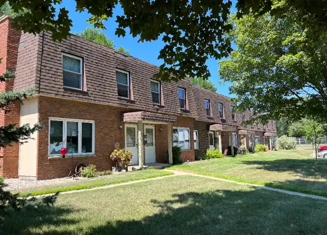 Property at 810 Ronell St, Saint Peter, MN, 56082, 3 beds, 1 bath, [object Object]