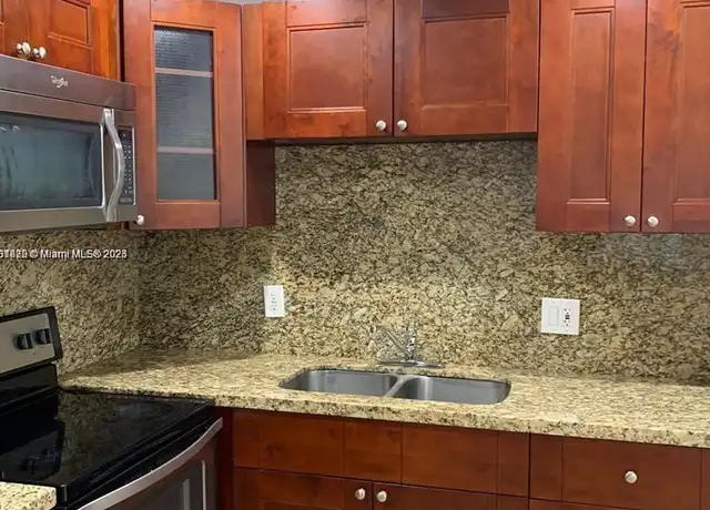 Property at 8704 NW 38th Dr Unit 3, Coral Springs, FL, 33065, 2 beds, 1 bath, [object Object]
