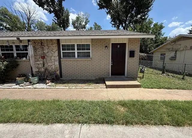 Property at 211 Skyway Dr #5, Euless, TX, 76040, 1 bed, 1 bath, [object Object]