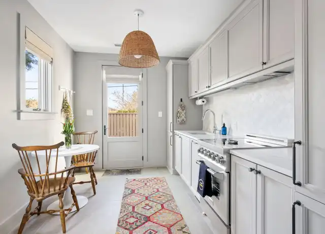 Property at 36 10th Ave, Charleston, SC, 29403, 1 bed, 1.5 baths, [object Object]