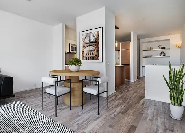 Photo of 2665 Geneva Ave, Daly City, CA 94014