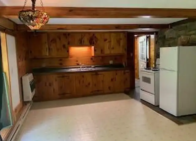 Property at 290 Roemerville Rd Apt 2, Greentown, PA, 18426, 1 bed, 1 bath, [object Object]