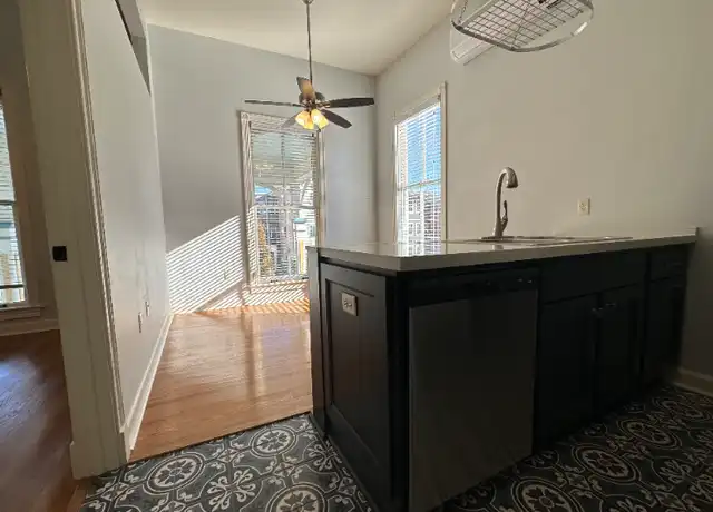 Property at 904 Scott St Unit 5, Little Rock, AR, 72202, 1 bed, 1 bath, [object Object]