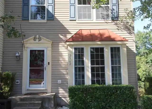 Property at 2562 Sylvan Moor Ln, Woodbridge, VA, 22191, 3 beds, 3.5 baths, [object Object]