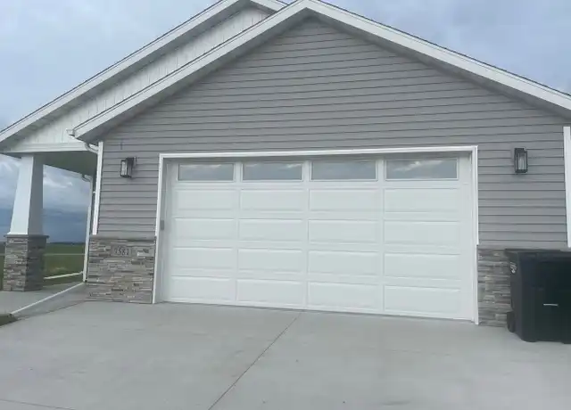 Property at 7581 23rd St S, Fargo, ND, 58104, 3 beds, 2 baths, [object Object]