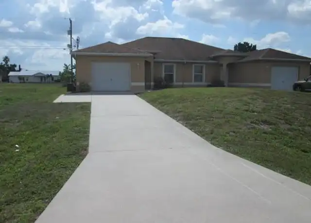 Property at 2205 Andalusia Blvd, Cape Coral, FL, 33909, 3 beds, 2 baths, [object Object]