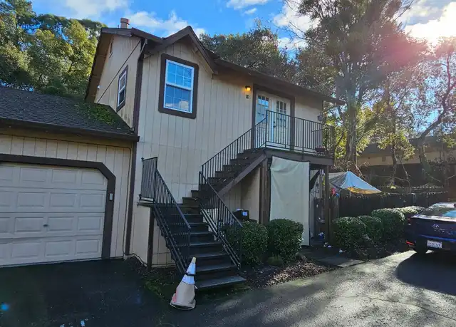 Property at 253 Pleasant Hill Ave N, Sebastopol, CA, 95472, 1 bed, 1 bath, [object Object]