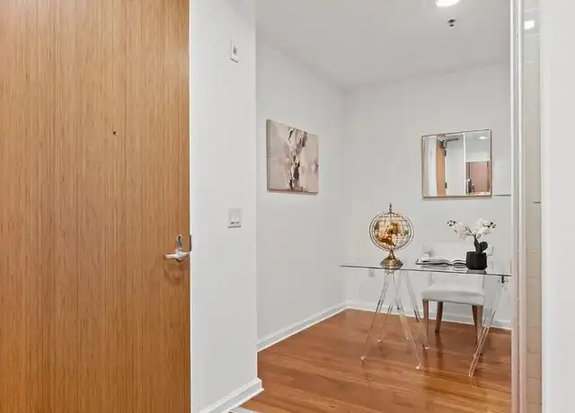 Property at 200 2nd St, Oakland, CA, 94607, 1 bed, 1 bath, [object Object]