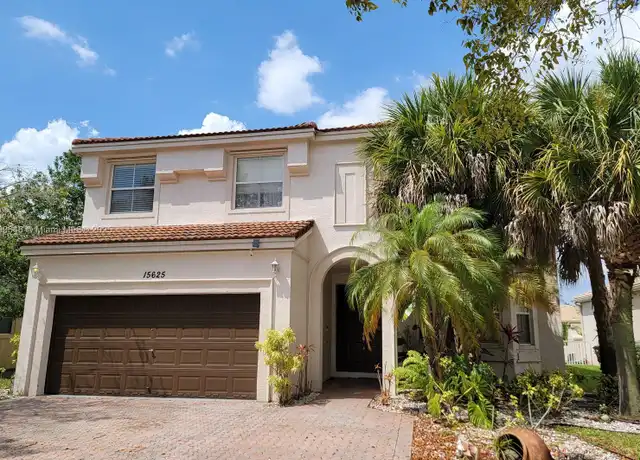 Property at 15625 SW 52nd Ct #15625, Miramar, FL, 33027, 5 beds, 2.5 baths, [object Object]