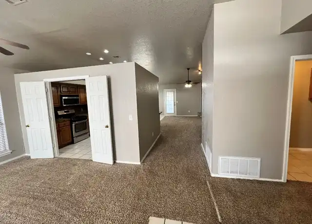 Property at 1713 Rocky Mountain Way, Edmond, OK, 73003, 4 beds, 2 baths, [object Object]