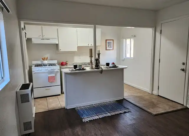 Property at 2305 Lemon Ave, Signal Hill, CA, 90755, 1 bed, 1 bath, [object Object]