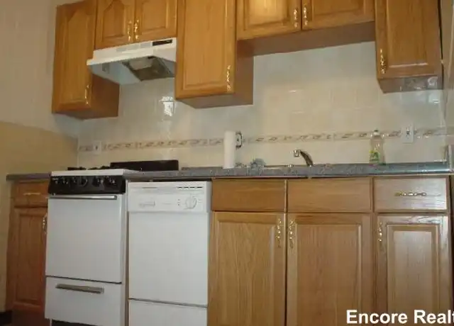 Property at 103 Gordon St Unit 18, Boston, MA, 02135, 2 beds, 1 bath, [object Object]