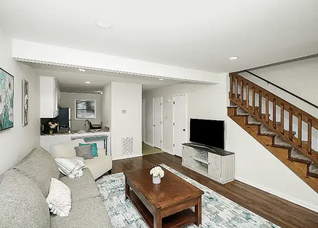 Property at 101 Jones St Unit 10, Belmont, NC, 28012, 2 beds, 1 bath, [object Object]