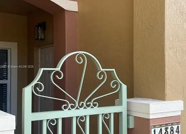 Property at 14384 SW 11th St #904, Pembroke Pines, FL, 33027, 3 beds, 2.5 baths, [object Object]