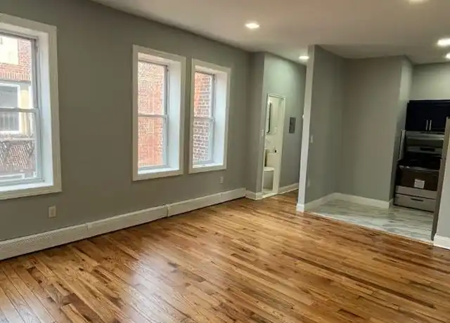 Property at 117 Wade St Unit 4A 2BR, Jersey City, NJ, 07305, 2 beds, 1 bath, [object Object]
