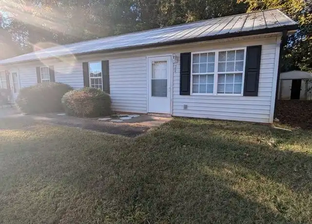 Property at 704 2nd Street Pl SW, Conover, NC, 28613, 2 beds, 1 bath, [object Object]