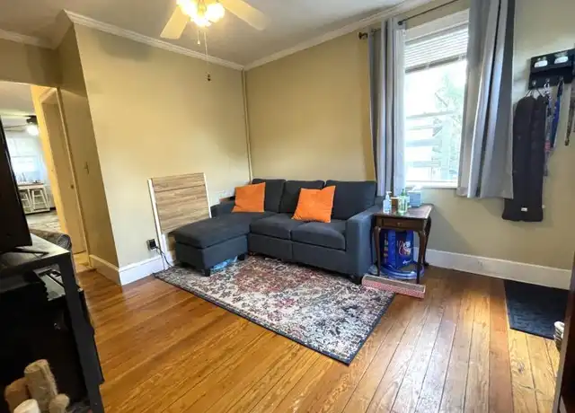 Property at 5 Hearn St, Watertown, MA, 02472, 2 beds, 1 bath, [object Object]