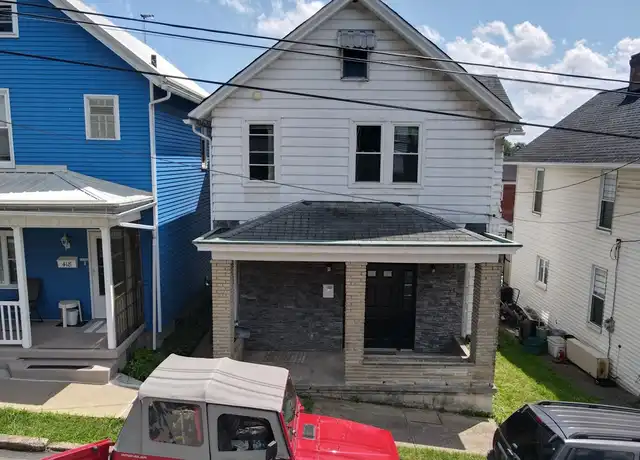 Property at 416 George St, Greensburg, PA, 15601, 3 beds, 2.5 baths, [object Object]