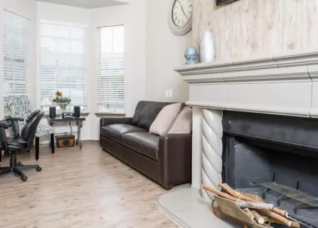 Property at 400 E Cypress Creek Rd Unit 3018, Cedar Park, TX, 78613, 3 beds, 2 baths, [object Object]