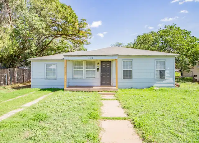 Property at 2010 40th St, Lubbock, TX, 79412, 3 beds, 1 bath, [object Object]