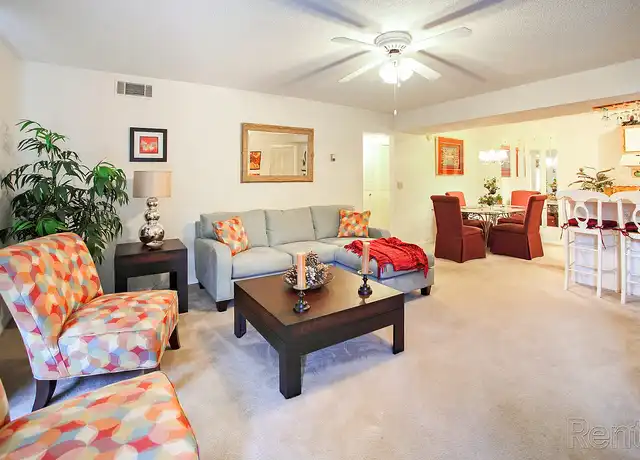 Property at Village Square - 1704 N Woodmere Dr, Charleston, SC, 29407, 1-2 bed, 1-2 bath, [object Object]