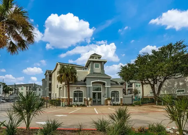 Photo of 17817 Coit Rd, Dallas, TX 75252