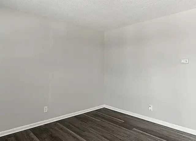 Property at Bridgewood - 5300 Indiana Ave, Winston-Salem, NC, 27106, 1 bed, 1 bath, [object Object]