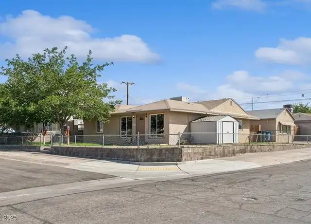 Property at 600 Federal St, Henderson, NV, 89015, 3 beds, 1 bath, [object Object]