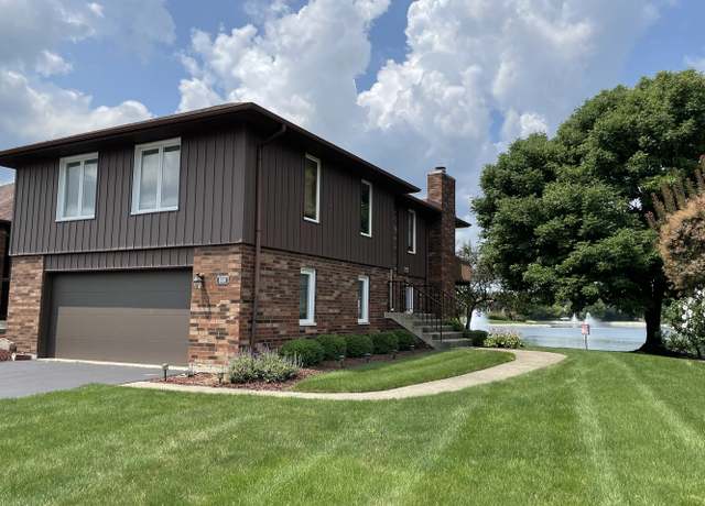 Photo of 8808 Clearview Dr, Orland Park, IL 60462