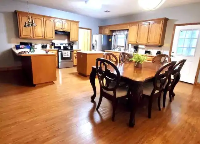 Property at 1408 Christie Dr, Sulphur, LA, 70663, 3 beds, 2 baths, [object Object]