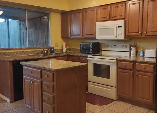 Property at 11824 Leisure Dr, Dallas, TX, 75243, 1 bed, 1 bath, [object Object]