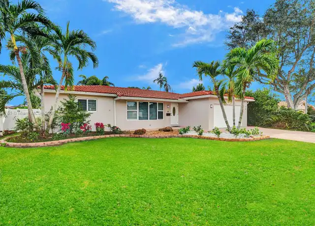 Property at 5500 Cleveland St, Hollywood, FL, 33021, 5 beds, 3 baths, [object Object]