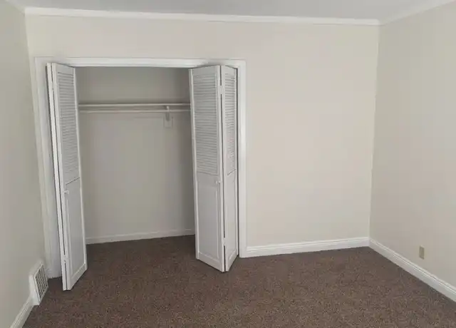 Property at 274 Tocoloma Ave Unit d, San Francisco, CA, 94134, 1 bed, 1 bath, [object Object]