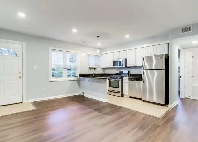 Property at 1941 N Cameron St Unit 9, Arlington, VA, 22207, 1 bed, 1 bath, [object Object]
