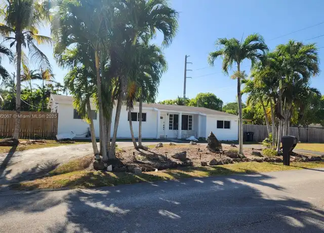 Property at 14400 SW 98th Ave Unit 14400, Miami, FL, 33176, 3 beds, 2 baths, [object Object]