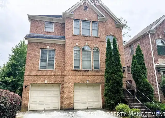 Property at 907 Lenox Ct NE, Atlanta, GA, 30324, 4 beds, 3.5 baths, [object Object]