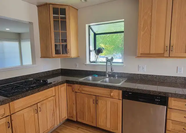 Property at 4938 Clinton Ave, Richmond, CA, 94805, 3 beds, 2 baths, [object Object]
