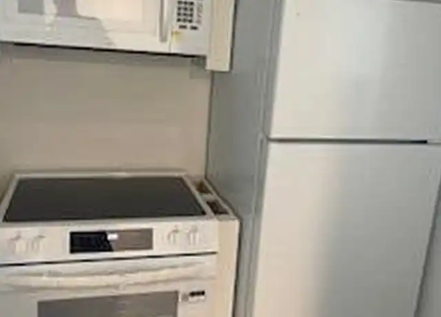 Property at 230 Canterbury E Unit 230, West Palm Beach, FL, 33417, 1 bed, 1.5 baths, [object Object]