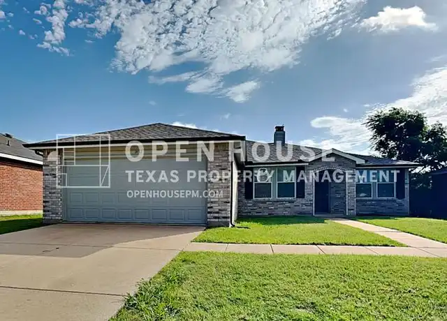 Property at 1412 Dandelion Trl, Burleson, TX, 76028, 4 beds, 2 baths, [object Object]