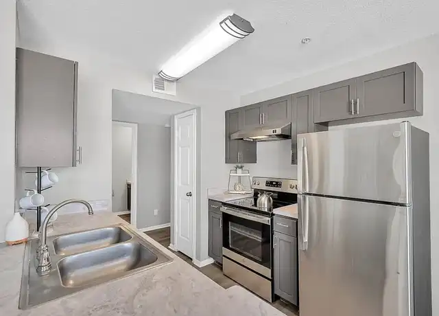 Property at The Parker Apartment Homes - 14140 N Broadway Ext, Edmond, OK, 73013, 2-3 beds, 2 baths, [object Object]