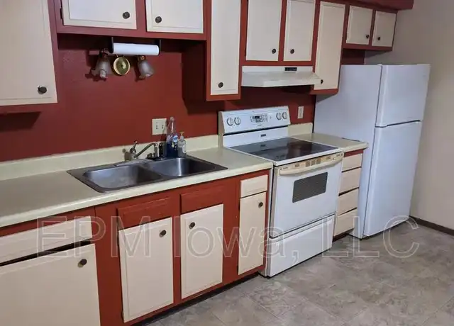 Property at 101 16th Ave NW Unit 14, Independence, IA, 50644, 2 beds, 1 bath, [object Object]