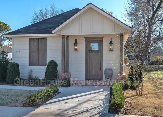 Property at 206 SE 6th St Unit 206-1, Bentonville, AR, 72712, 2 beds, 2 baths, [object Object]