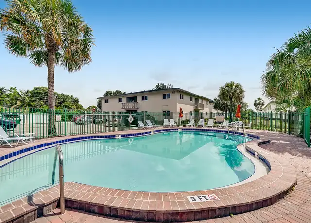 Photo of 4401 NW 10th Ct, Plantation, FL 33313